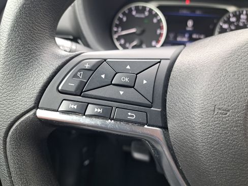 Used 2024 Nissan Sentra SV image 18