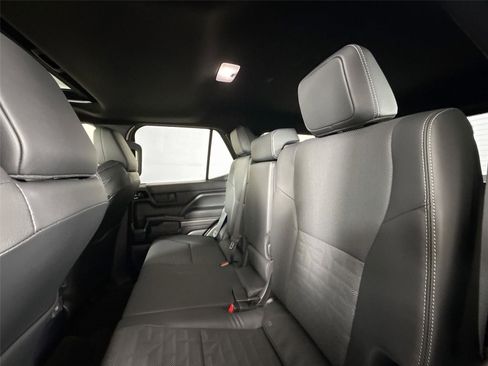 Certified 2026 Toyota 4Runner TRD Off-Road Premium image 32