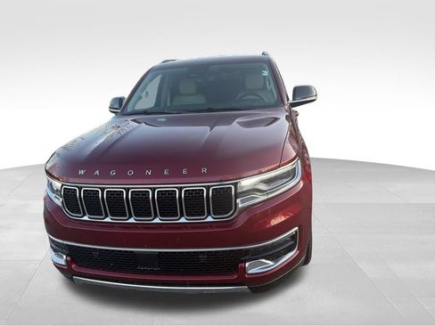 Used 2024 Jeep Wagoneer Series III image 3