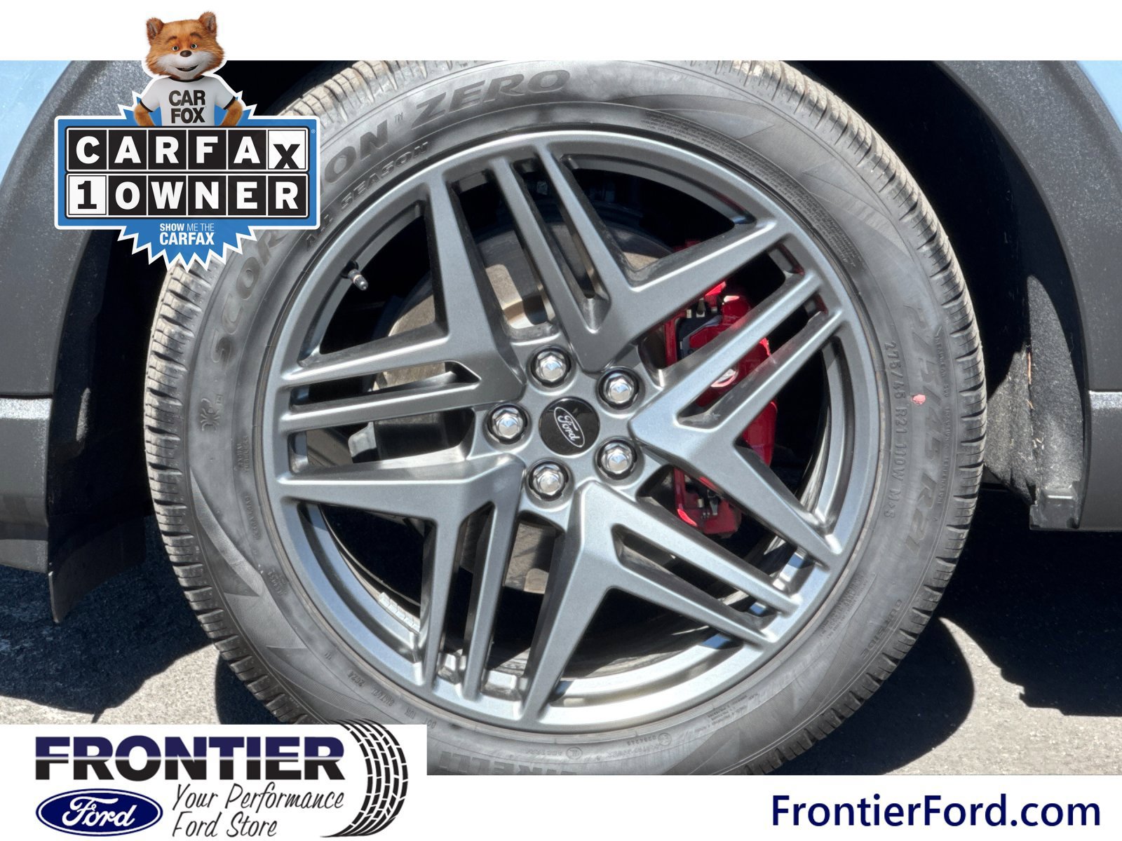 Used 2025 Ford Explorer ST AWD/4WD image 27