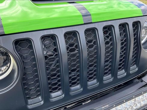 Used 2023 Jeep Wrangler Rubicon 392 image 25