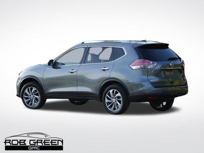 Used 2015 Nissan Rogue SV