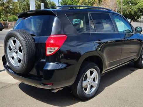Used 2007 Toyota RAV4 4WD image 4