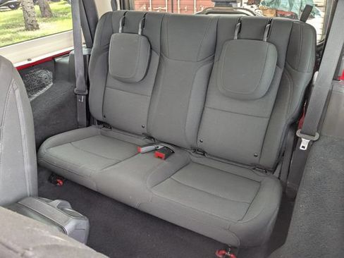 Used 2021 Jeep Wrangler Sport AWD/4WD image 16