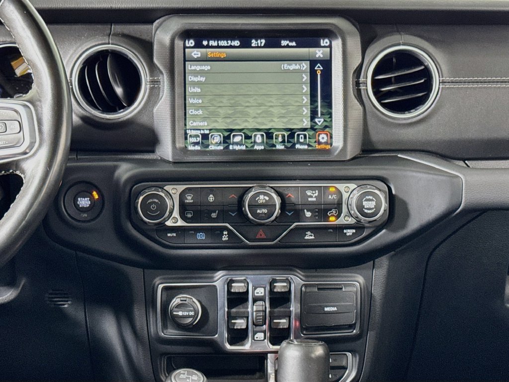 Used 2023 Jeep Wrangler Unlimited Sahara w/ Cold Weather Group AWD/4WD image 15