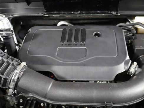 Used 2023 GMC Acadia SLE w/ Driver Convenience Package image 18