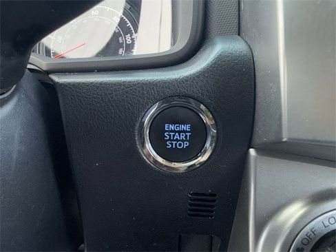 Used 2022 Toyota 4Runner SR5 image 23