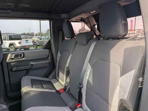 Used 2021 Ford Bronco Big Bend AWD/4WD image 23