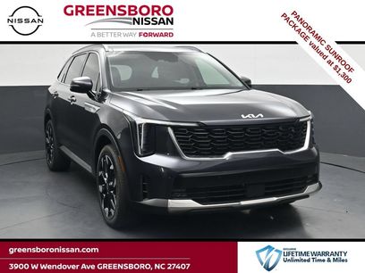 Used 2025 Kia Sorento EX w/ Panoramic Sunroof Package