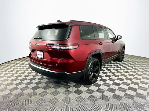 Certified 2025 Jeep Grand Cherokee L Altitude AWD/4WD image 12