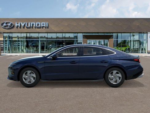 Used 2026 Hyundai Sonata SE FWD image 3