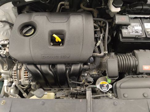 Used 2020 Kia Soul LX FWD image 30