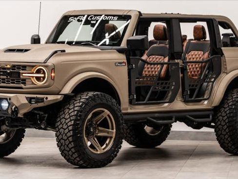 Used 2025 Ford Bronco Outer Banks image 1