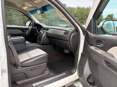 Used 2012 GMC Sierra 1500 SLT w/ All-Terrain Package AWD/4WD image 19
