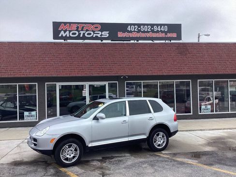 Used 2004 Porsche Cayenne S AWD/4WD image 1