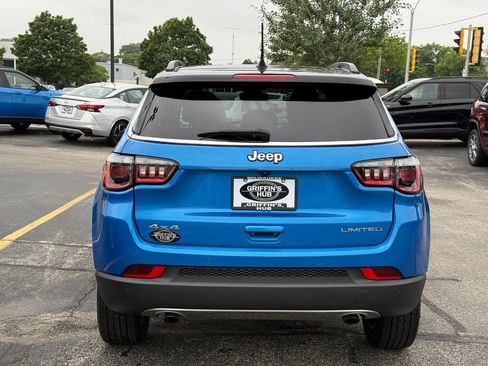 Used 2023 Jeep Compass Limited w/ Sun and Sound Group AWD/4WD image 4