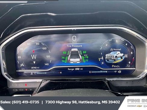 Used 2025 Chevrolet Silverado 3500 LT w/ Safety Package image 14