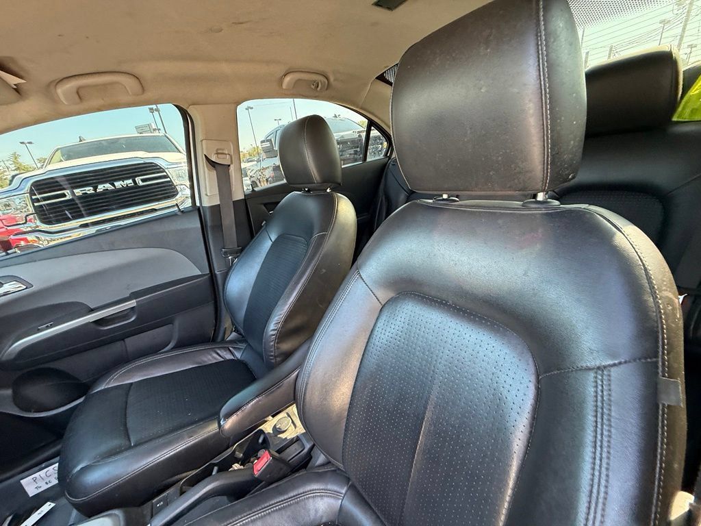 Used 2017 Chevrolet Sonic Premier FWD image 13