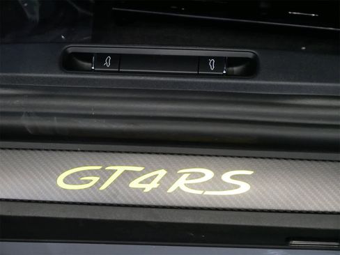 Used 2023 Porsche 718 Cayman GT4 RS image 16