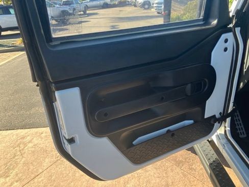Used 2016 Jeep Wrangler Sport w/ Mopar Black Appearance Group AWD/4WD image 3