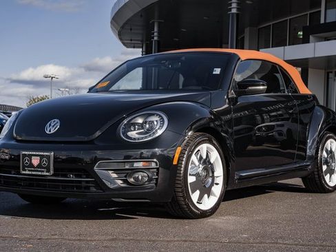 Used 2019 Volkswagen Beetle 2.0T Final Edition SEL image 6