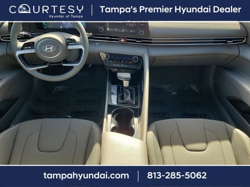 Certified 2025 Hyundai Elantra Blue image 8
