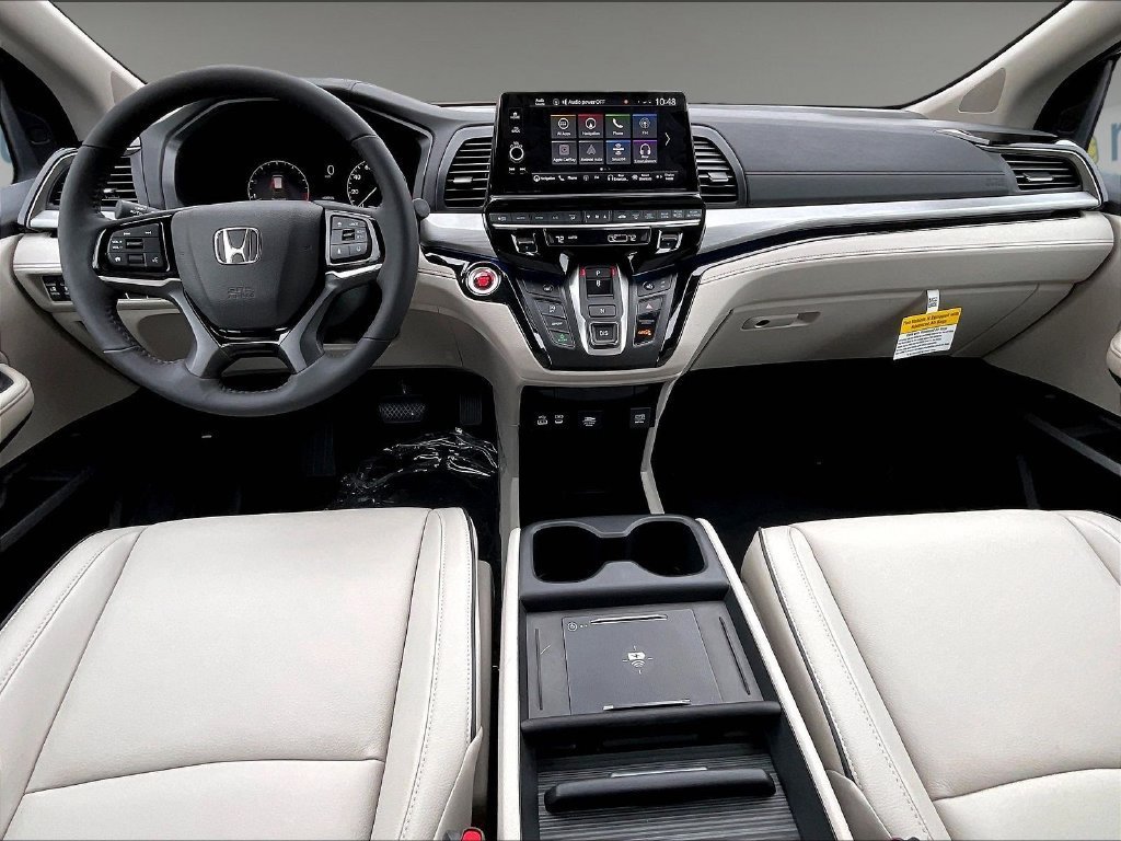 New 2027 Honda Odyssey Touring image 12