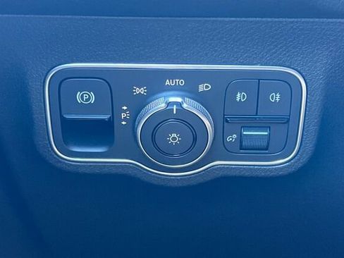 Certified 2025 Mercedes-Benz GLB 250 GLB 250 image 35