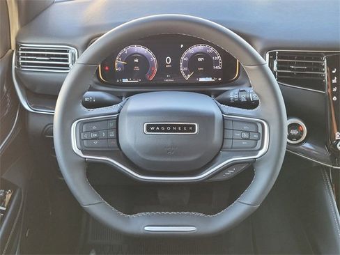 Used 2024 Jeep Wagoneer L 4WD w/ Premium Group I image 9