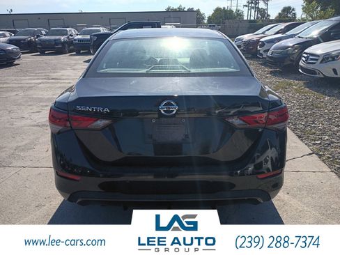 Used 2021 Nissan Sentra S FWD image 4