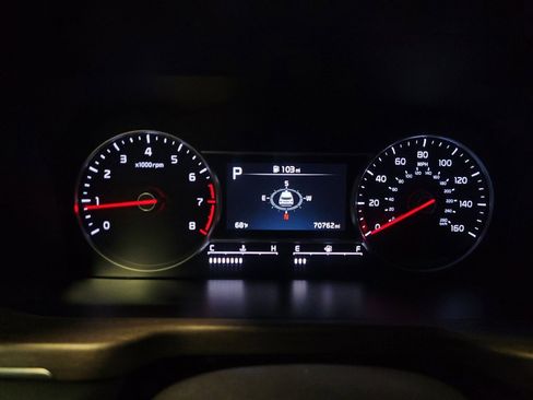 Used 2022 Kia Sorento EX w/ Panoramic Sunroof Package FWD image 23