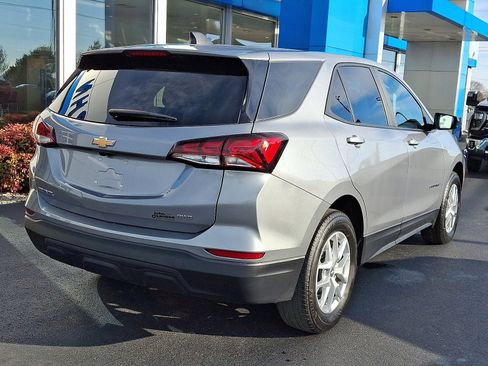 Used 2024 Chevrolet Equinox LS w/ LS Convenience Package image 6
