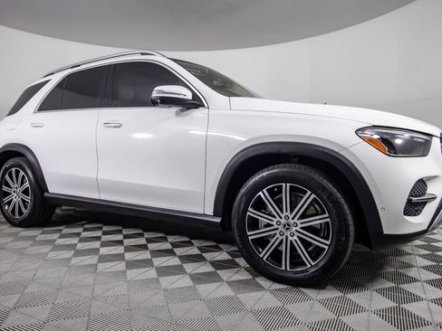 Used 2024 Mercedes-Benz GLE 450 4MATIC image 2