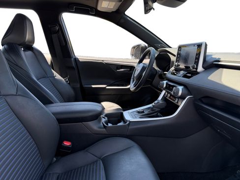 Used 2021 Toyota RAV4 XSE image 14