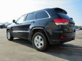 Used 2017 Jeep Grand Cherokee Laredo w/ Quick Order Package 23E image 2