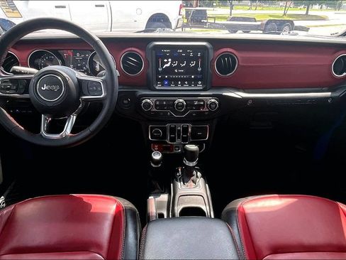 Used 2023 Jeep Wrangler Unlimited Rubicon 4xe AWD/4WD image 12