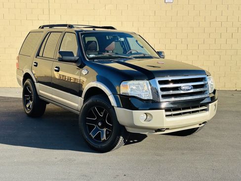 Used 2010 Ford Expedition King Ranch image 2