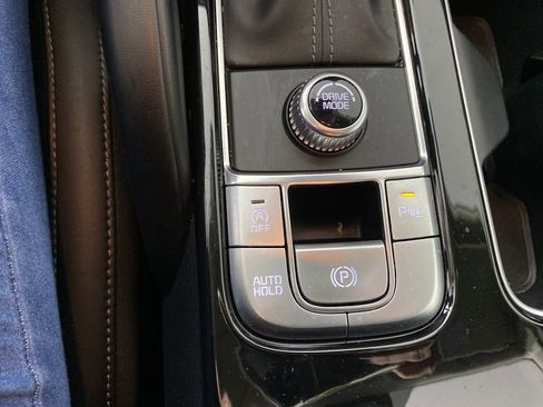 Used 2024 Kia Telluride LX image 23