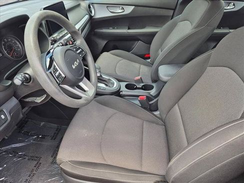 Used 2022 Kia Forte LXS w/ LXS Technology Package FWD image 15