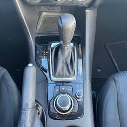 Used 2016 MAZDA MAZDA3 i Sport w/ Preferred Equipment Package FWD image 13