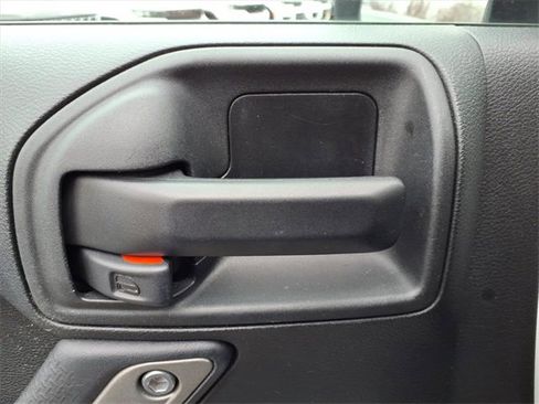 Certified 2018 Jeep Wrangler Sport image 24