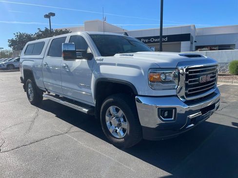 Used 2019 GMC Sierra 2500 SLT w/ Duramax Plus Package image 2