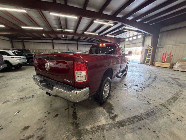 Used 2024 RAM 3500 Tradesman w/ Chrome Appearance Group AWD/4WD image 4