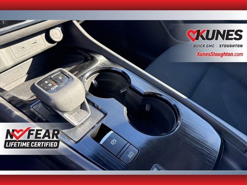 Used 2023 Nissan Rogue S image 32