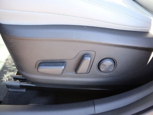 Used 2021 Hyundai Kona Ultimate FWD image 27