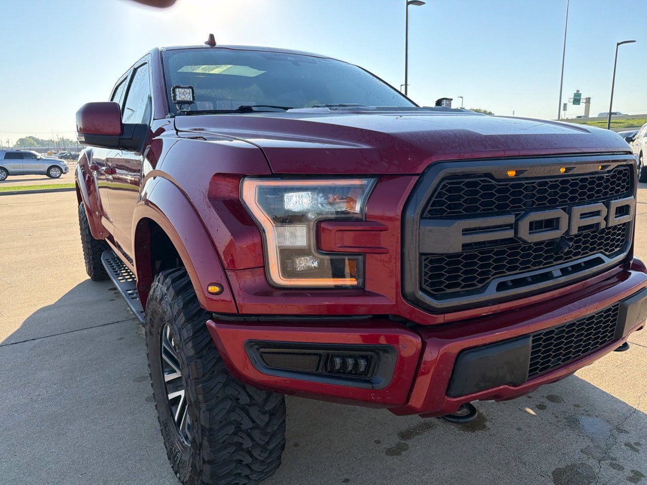 Used 2019 Ford F150 Raptor w/ Equipment Group 802A Luxury AWD/4WD image 3