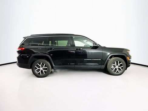 Used 2024 Jeep Grand Cherokee L Limited w/ Luxury Tech Group II image 10