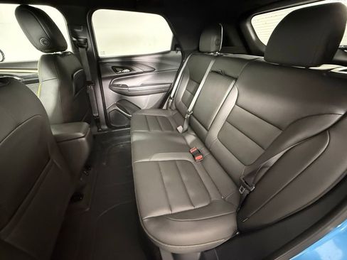 Used 2025 Chevrolet TrailBlazer ACTIV w/ Convenience Package image 12