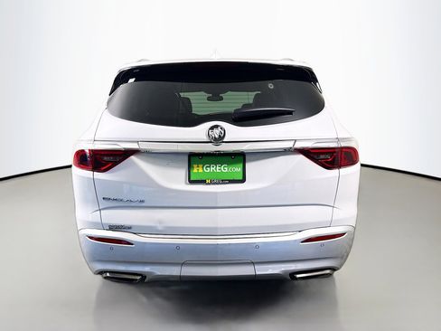 Used 2023 Buick Enclave Essence w/ Experience Buick Package FWD image 8