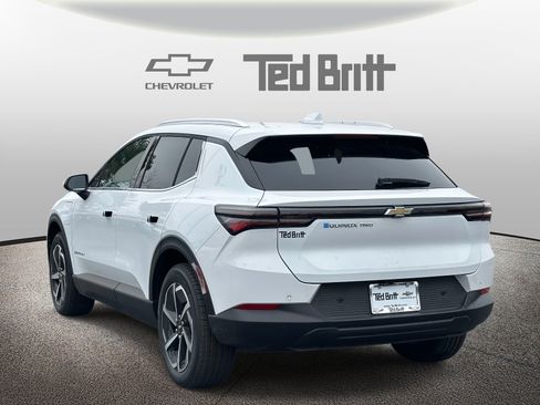 New 2026 Chevrolet Equinox EV LT image 6